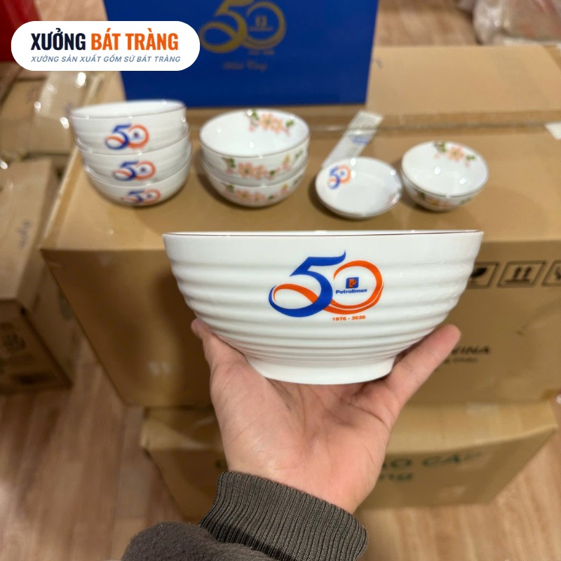 Bộ bát đĩa in logo 10 món men sứ trắng hoạ tiết hoa đào hồng XBT-BĐ04 - Ảnh 3