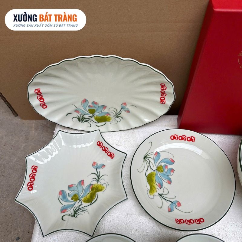 Bộ bát đĩa in logo 13 món men sứ trắng hoạ tiết hoa sen XBT-BĐ05 - Ảnh 3