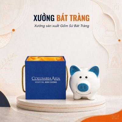 Heo đất in logo màu trắng tai mũi xanh dương kích thước 14x14x13cm XBT-HĐ04 - Ảnh đại diện