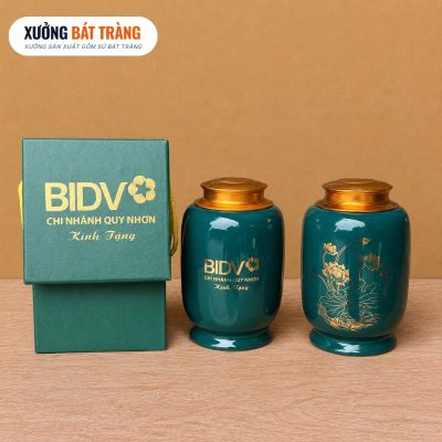 Alternative view of Hũ đựng trà in logo màu xanh cổ vịt vẽ vàng kim hoạ tiết hoa sen XBT-HT03